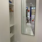 11 Bis Apartment *